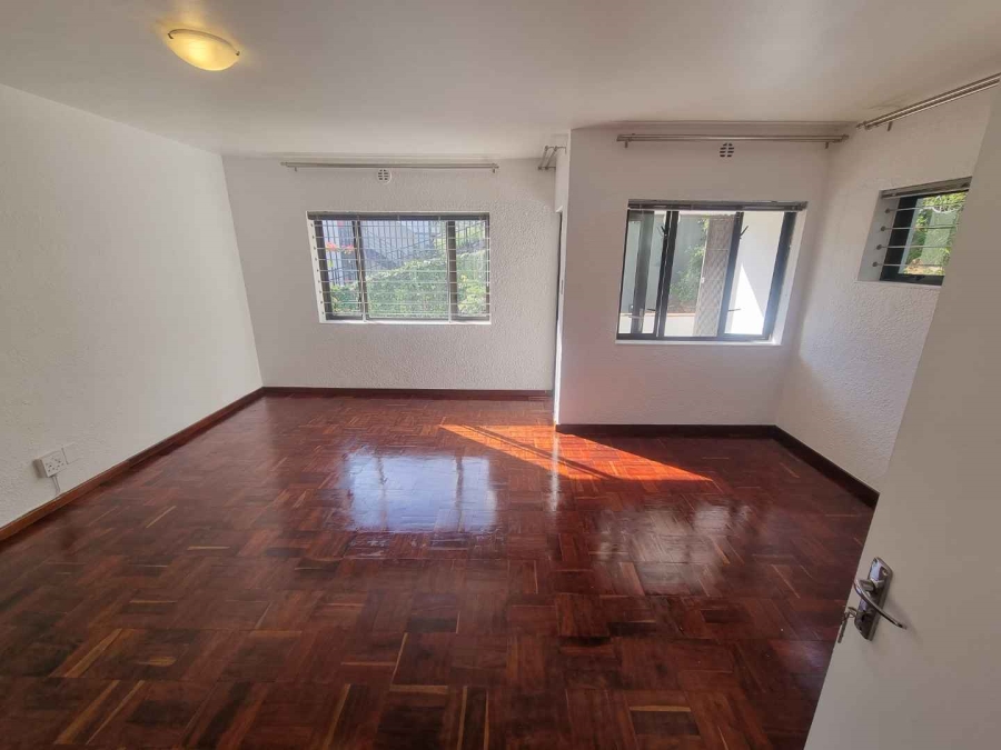 0 Bedroom Property for Sale in Sea Point Western Cape